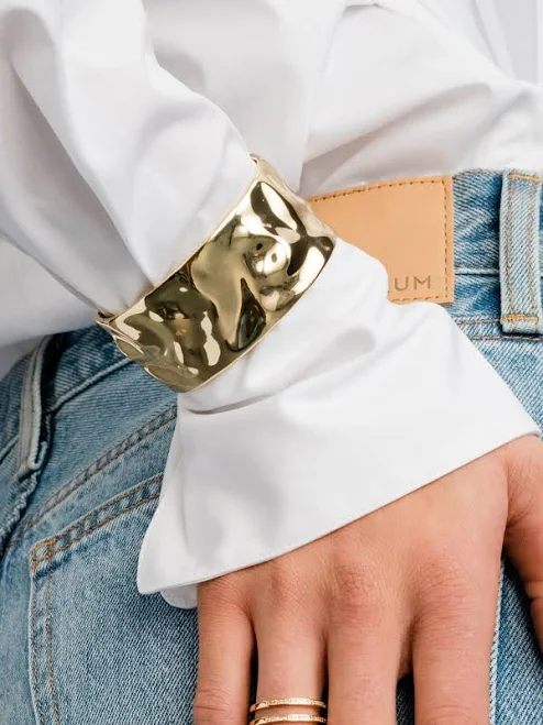 accessory Uncommon James Crushed Statement Cuff Bracelet in Gold Uncommon James $58.5