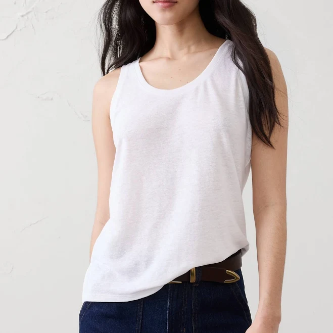 top Women's Linen-Blend Scoop-Neck Tank Banana Republic Factory $17.5