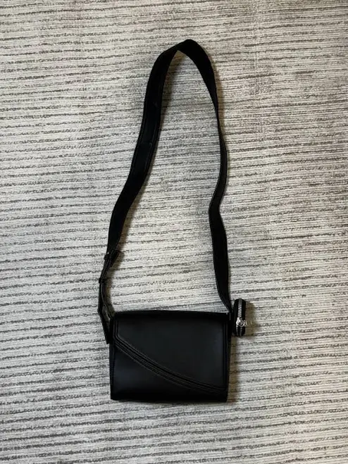 bag Zara Black Faux Leather Crossbody Bag Adjustable Strap Minimalist eBay $22