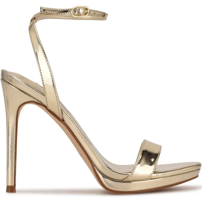 Heeled pointed-toe mules with a slim heel