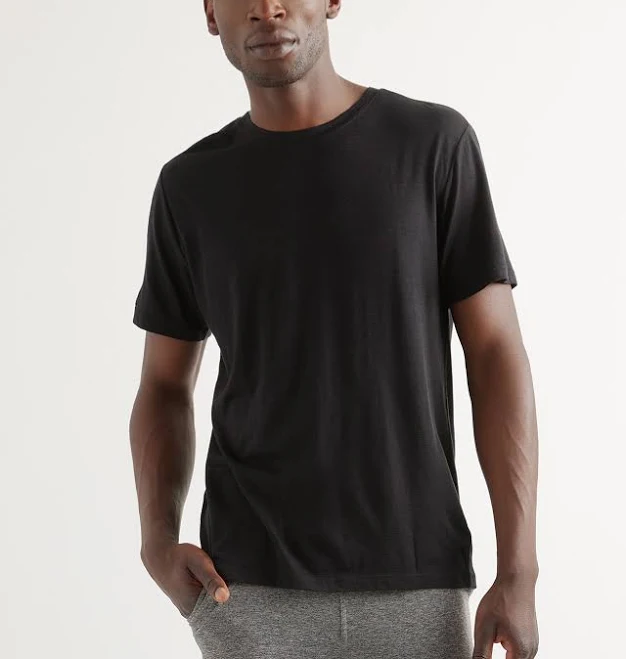 100% Merino Wool All-Season Short Sleeve Base Layer Tee in Black