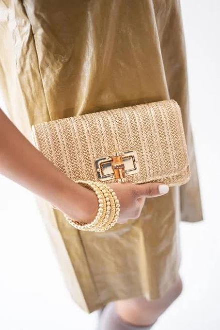 Women's Lilly Gold Woven Straw Clutch Bamboo Toggle Handbag