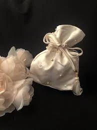Cream Bridal Handbag Accessory for Wedding, Cream Satin Bag with Pearls and Crystal for Wedding, Wedding Accessory for Bride