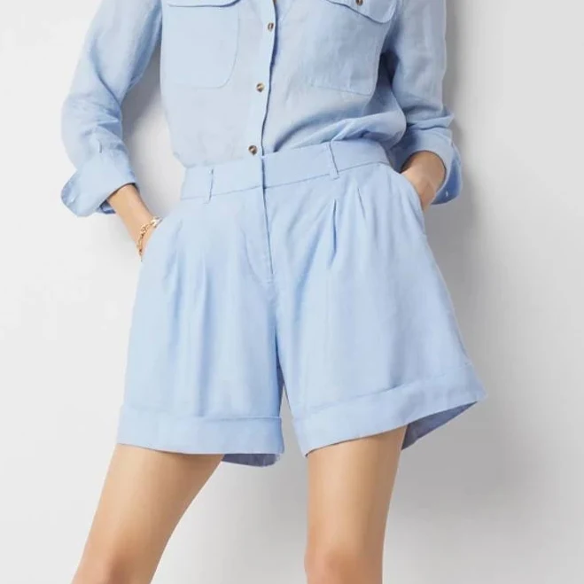 High-Rise Pleated Linen Short