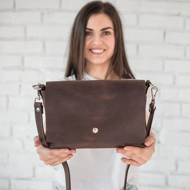 Minimalist Leather Crossbody Bag