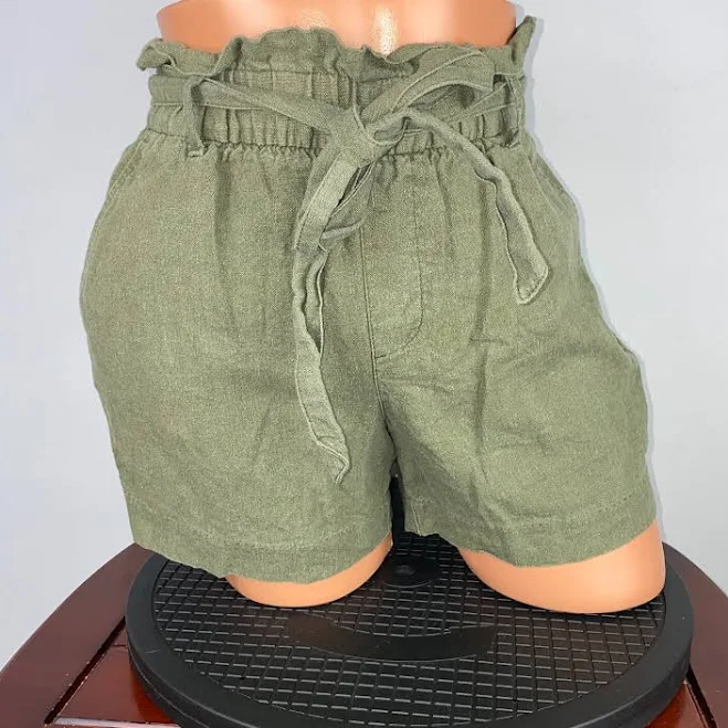 High-waisted relaxed fit linen shorts with paperbag waist