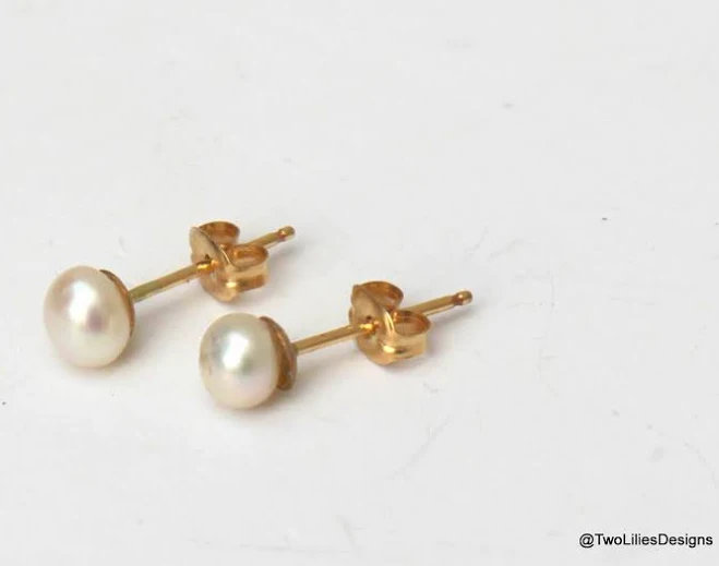 14K Gold Filled Minimalist Pearl Stud Earrings