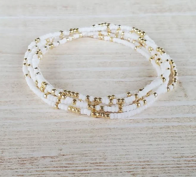 Minimalist Beaded Seed Bead Bracelet