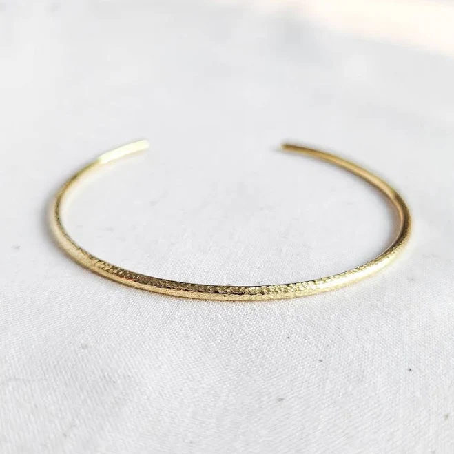 Dainty Gold Bangle Bracelet