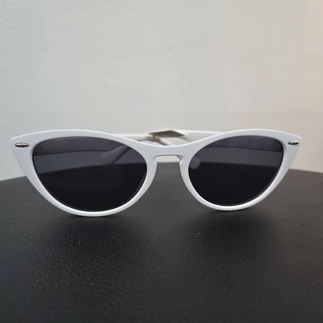 Vintage Cat Eye Sunglasses