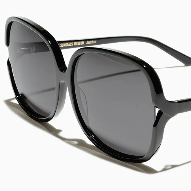 Sunglass Museum Oversized Square Polarized Sunglass