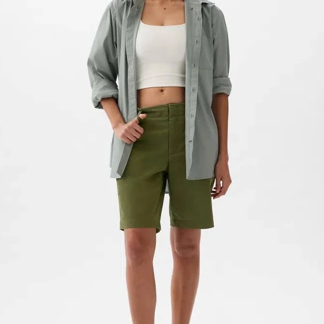 9" Downtown Khaki Bermuda Shorts In Green