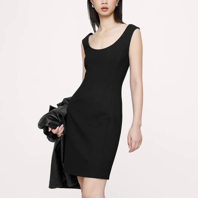 Banana Republic Women's Everywhere Ponte Scoop-Neck Sheath Dress