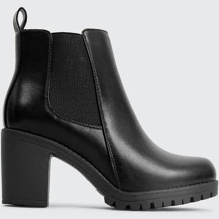 Ardene Women's Chunky Lug Sole Chelsea Boots