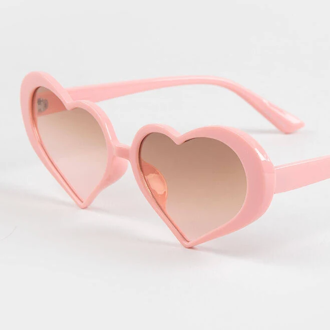 RSQ Oversized Heart Sunglasses - PINK - ONE SIZE | Tillys