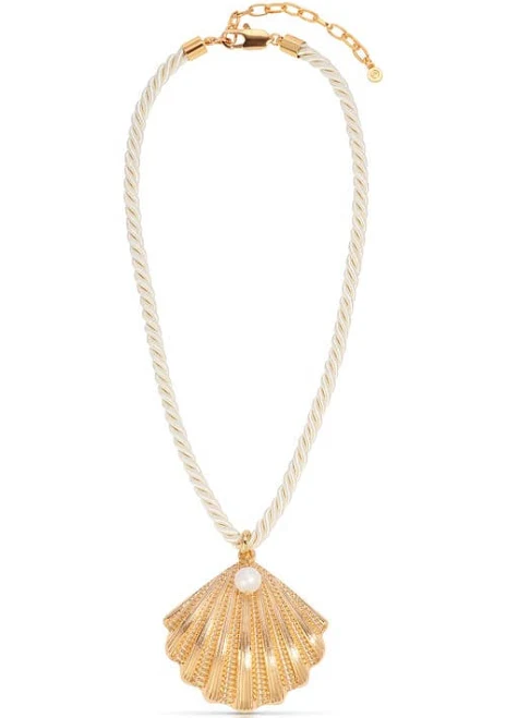 Ettika 18K Gold Plated Scallop Shell Pendant Necklace