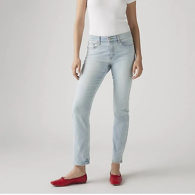 bottoms Levi's Women's Classic Straight Jeans Levi's $42.98