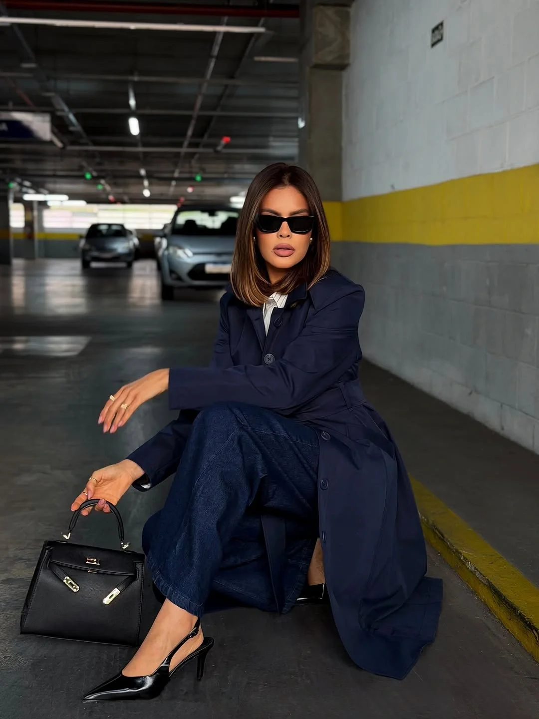 autumn casual work outfits for women 2026 Navy Layers That Redefine Smart Office Denim