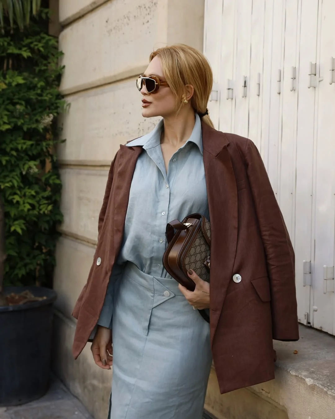 chic fall fashion for women over 40 2026 Earth Tones Create Effortless European Style
