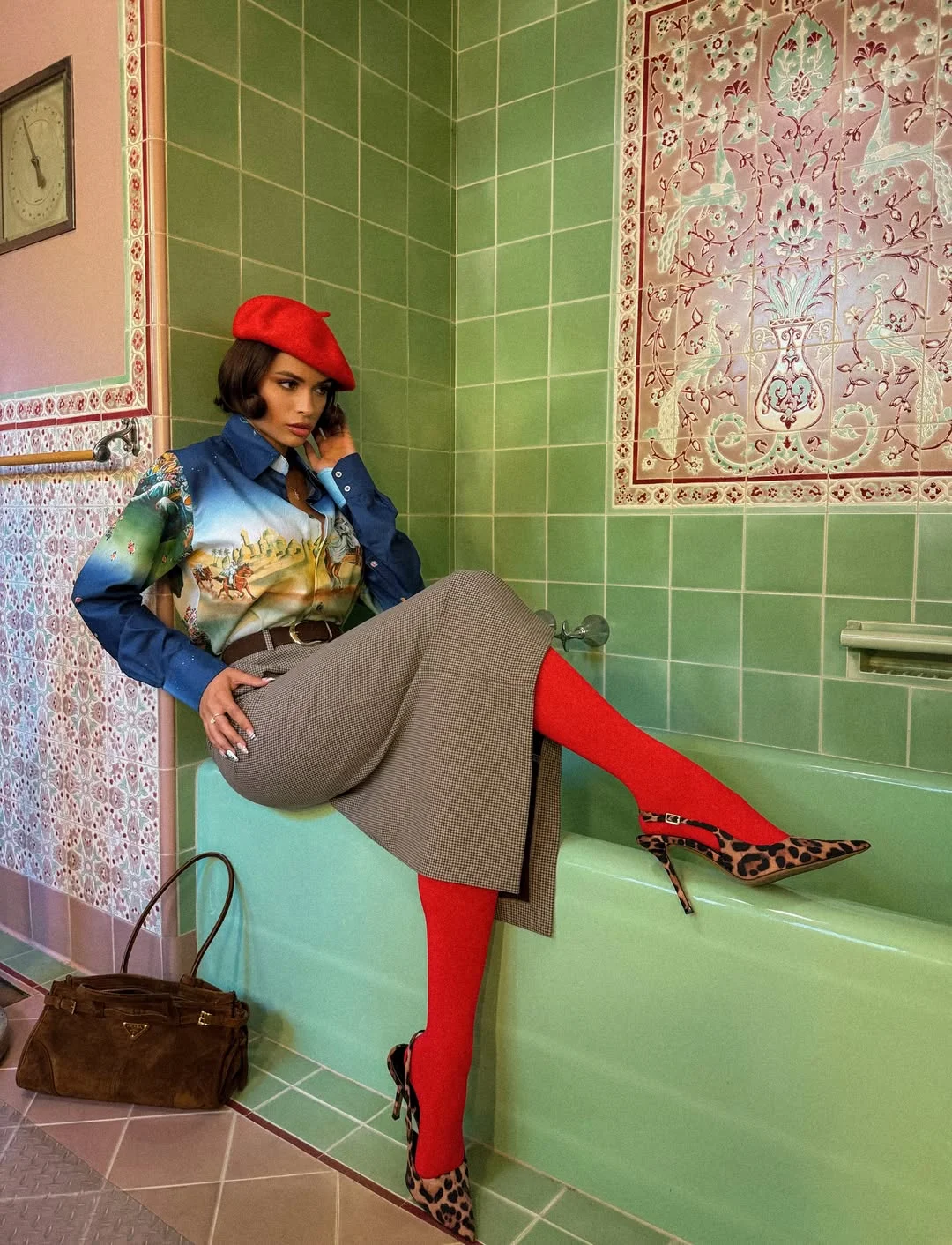 chic fall outfits for big busted women 2026 Parisian Color Confidence With Vintage Flair