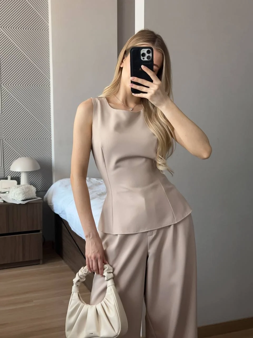 chic fall travel wardrobe for women 2026 Elegant Coordinates for City Evenings
