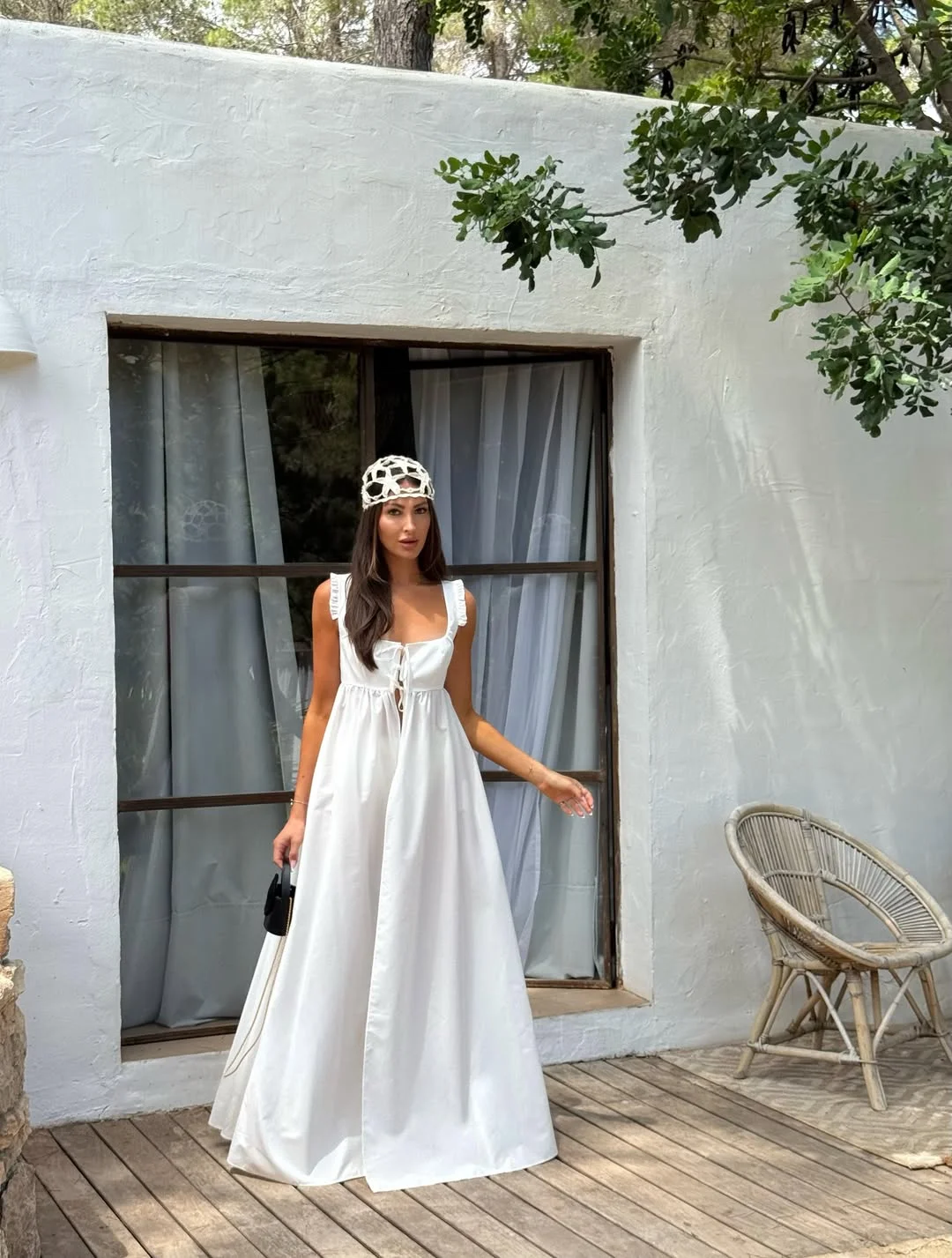 chic july fashion trends 2026 Modern White Dresses With Vacation Energy