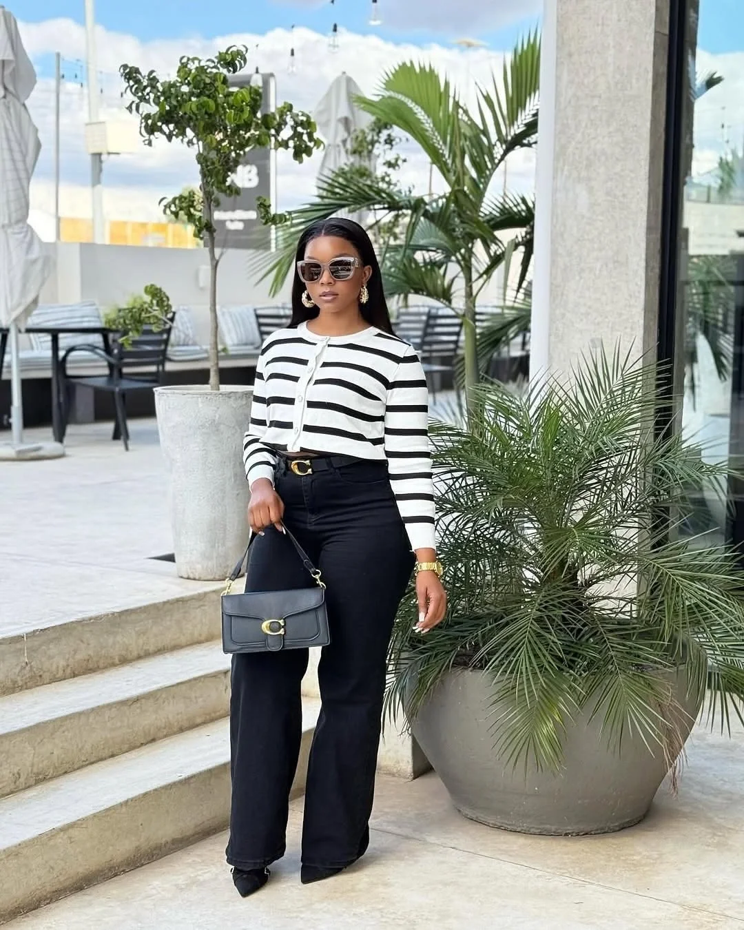 comfy mom outfits fall aesthetic 2026 Classic Monochrome with a Modern Feminine Twist