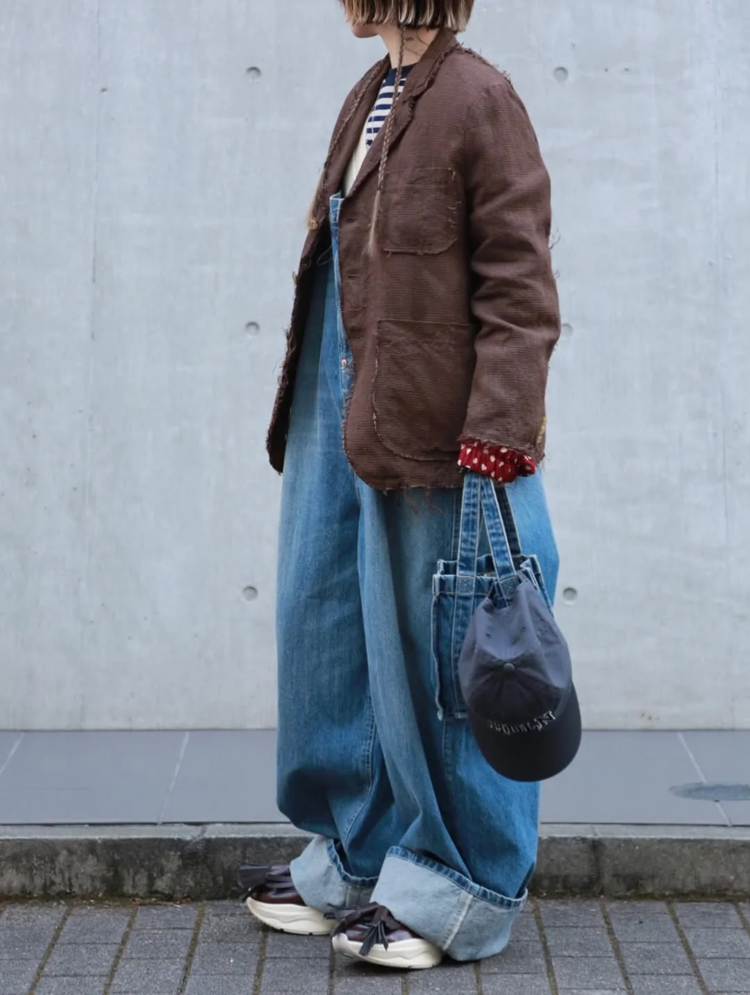 cute fall outfits with jeans and sneakers 2026 The New Oversized Denim Formula for Fall