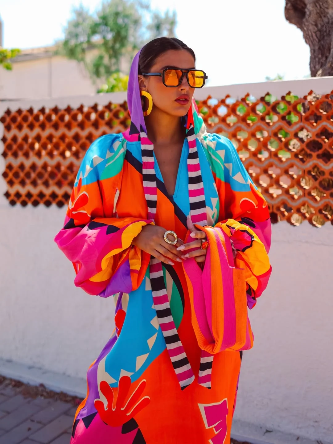 stylish early summer outfits 2026 Bold Artistic Prints That Turn Every Street Into a Runway