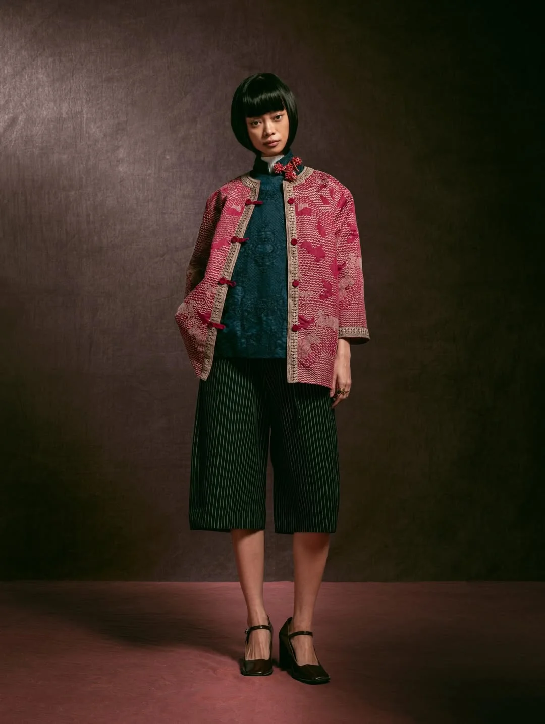 stylish elegant fall office outfits 2026 Statement Heritage Details Meet Contemporary Office Style