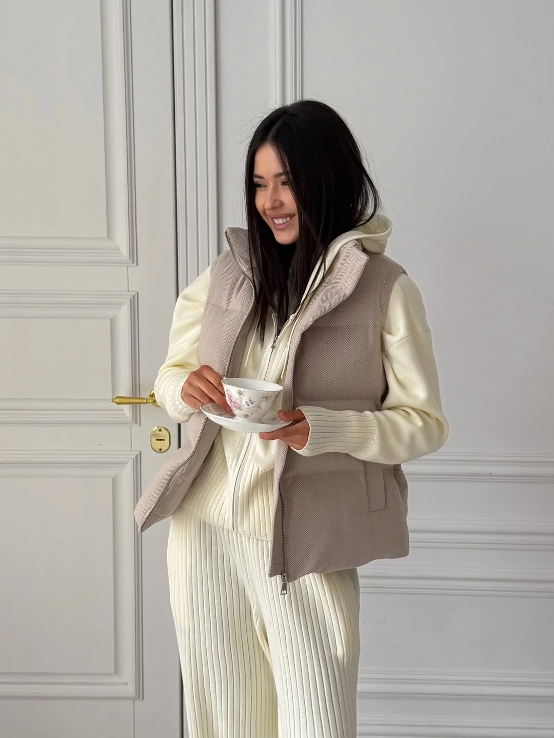 stylish fall vest outfits for women 2026 Soft Beige Layers For Slow Fall Mornings