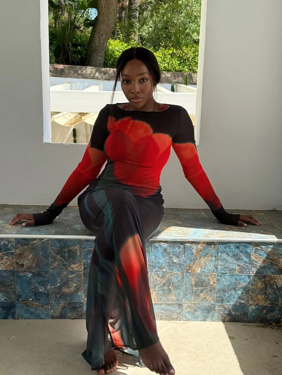 trendy fall 2026 outfits for black women Artistic Red and Black Evening Statement