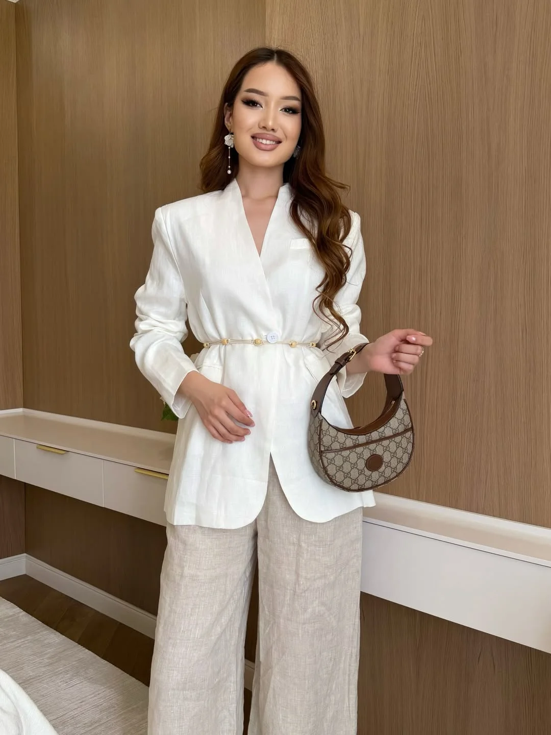 trendy fall fitted blazer outfit 2026 Soft Neutrals With Relaxed Tailoring