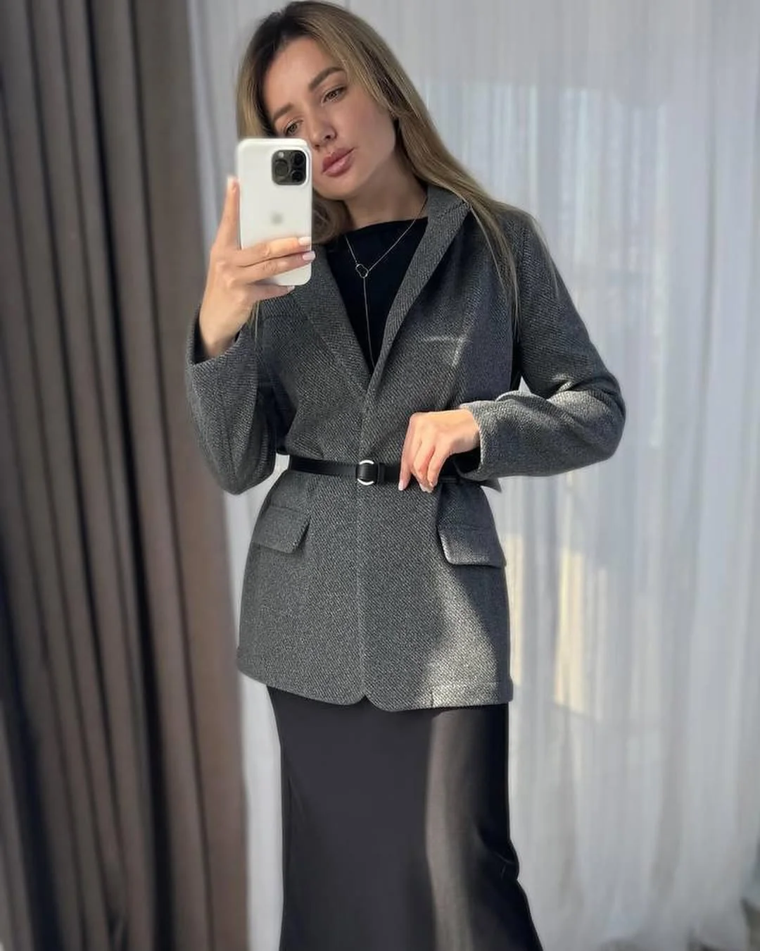 trendy fall fitted blazer outfit 2026 Soft Gray Blazer Styling for Elegant Office Days