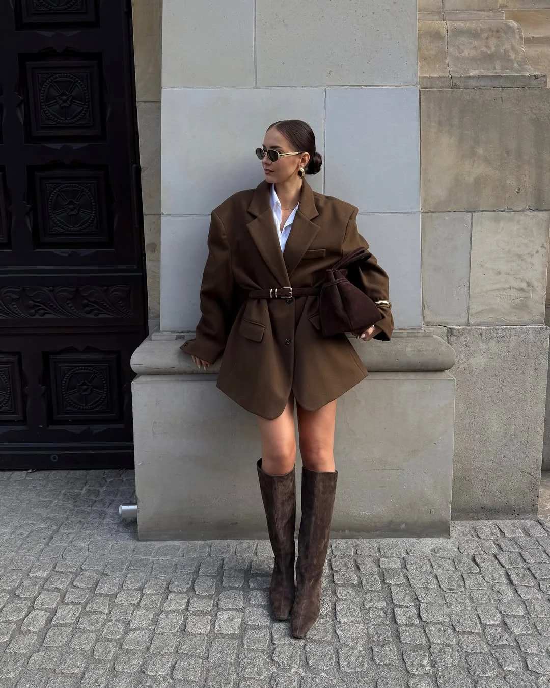 trendy fall outfits ideas 2026 Power Blazers and Tall Boots Take Center Stage