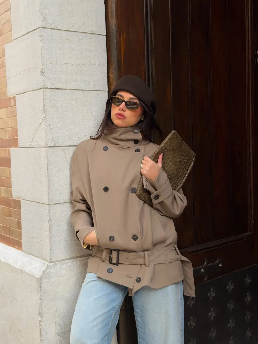 trendy fall outfits with jacket 2026 The Relaxed Taupe Jacket That Elevates Everyday Denim