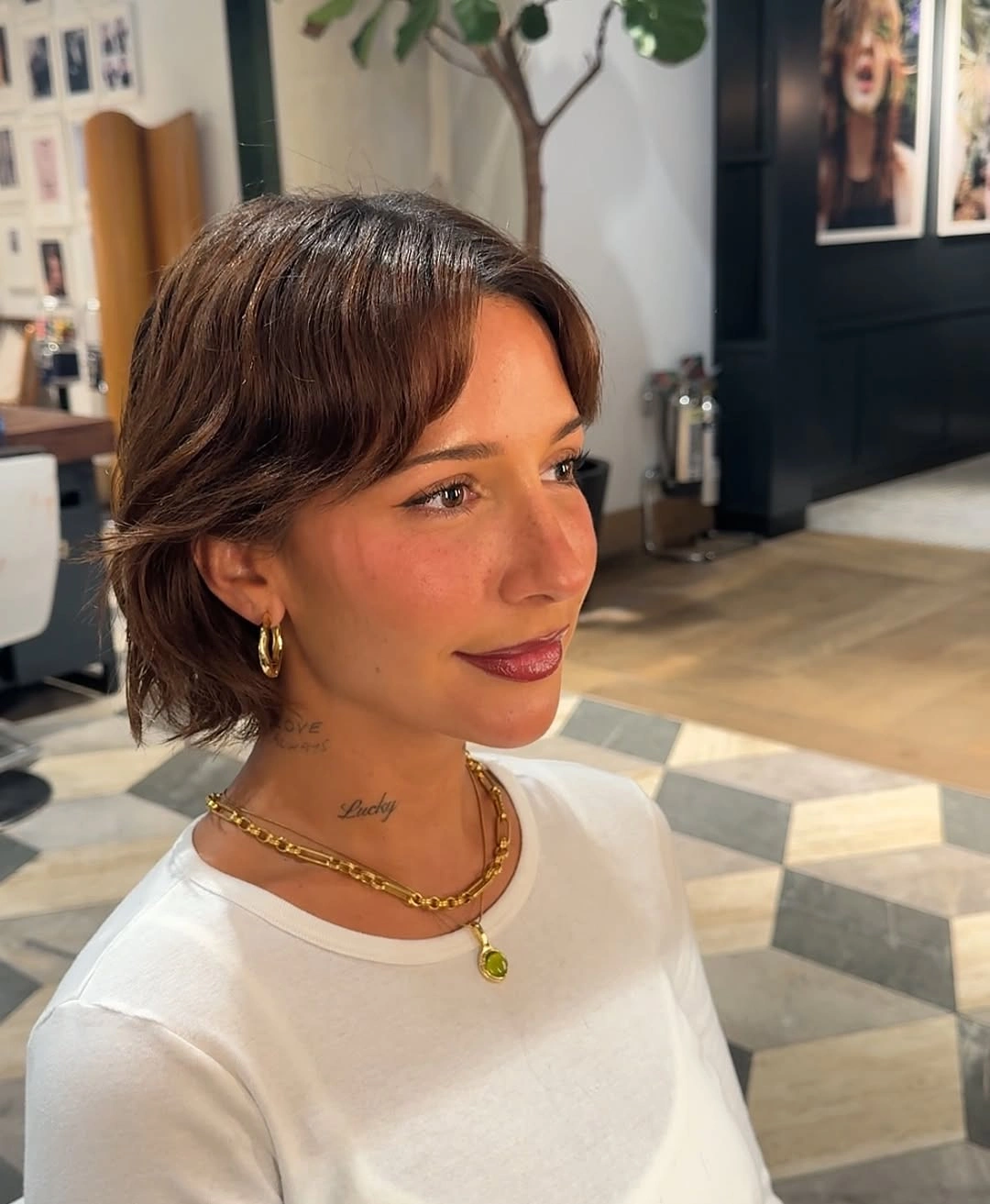chic short bobbed hairstyle Soft Layered Bob With Curtain Bangs