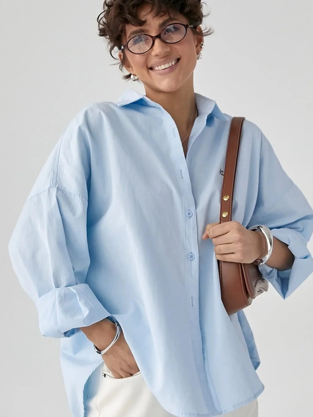 cozy fall outfits 2026 Oversized Blue Shirt And Minimalist Fall Dressing