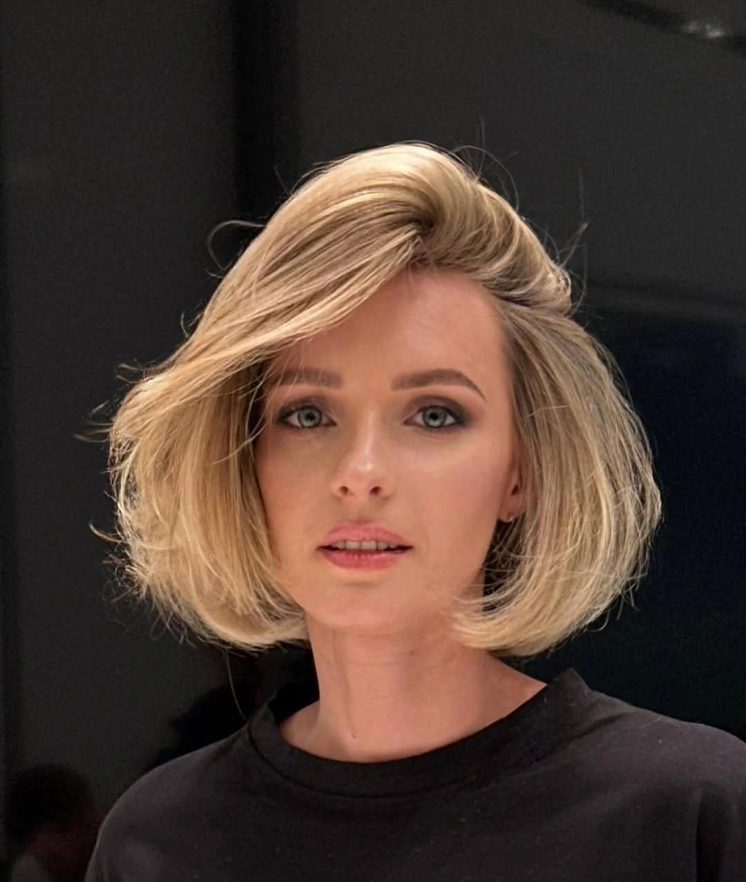 fall blonde hair colour 2026 Classic Honey Blonde Blowout