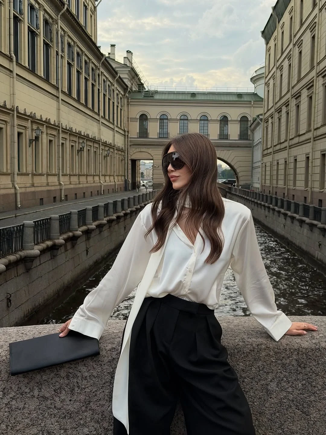 fall date night outfits for women 2026 Quiet Luxury Minimalism For A Sophisticated Fall Evening