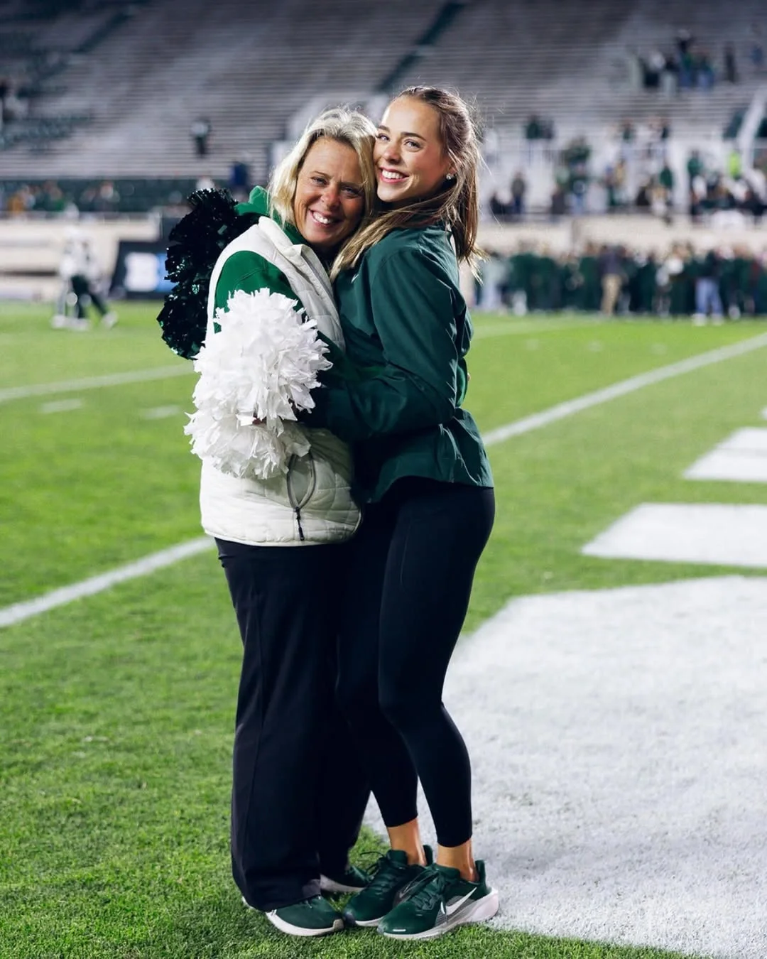 fall game day outfit 2026 Sideline Layers That Keep You Cozy