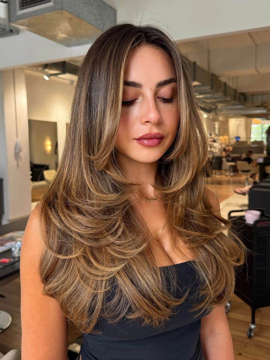 fall hair colour ideas 2026 Caramel Beige Balayage With Layered Volume