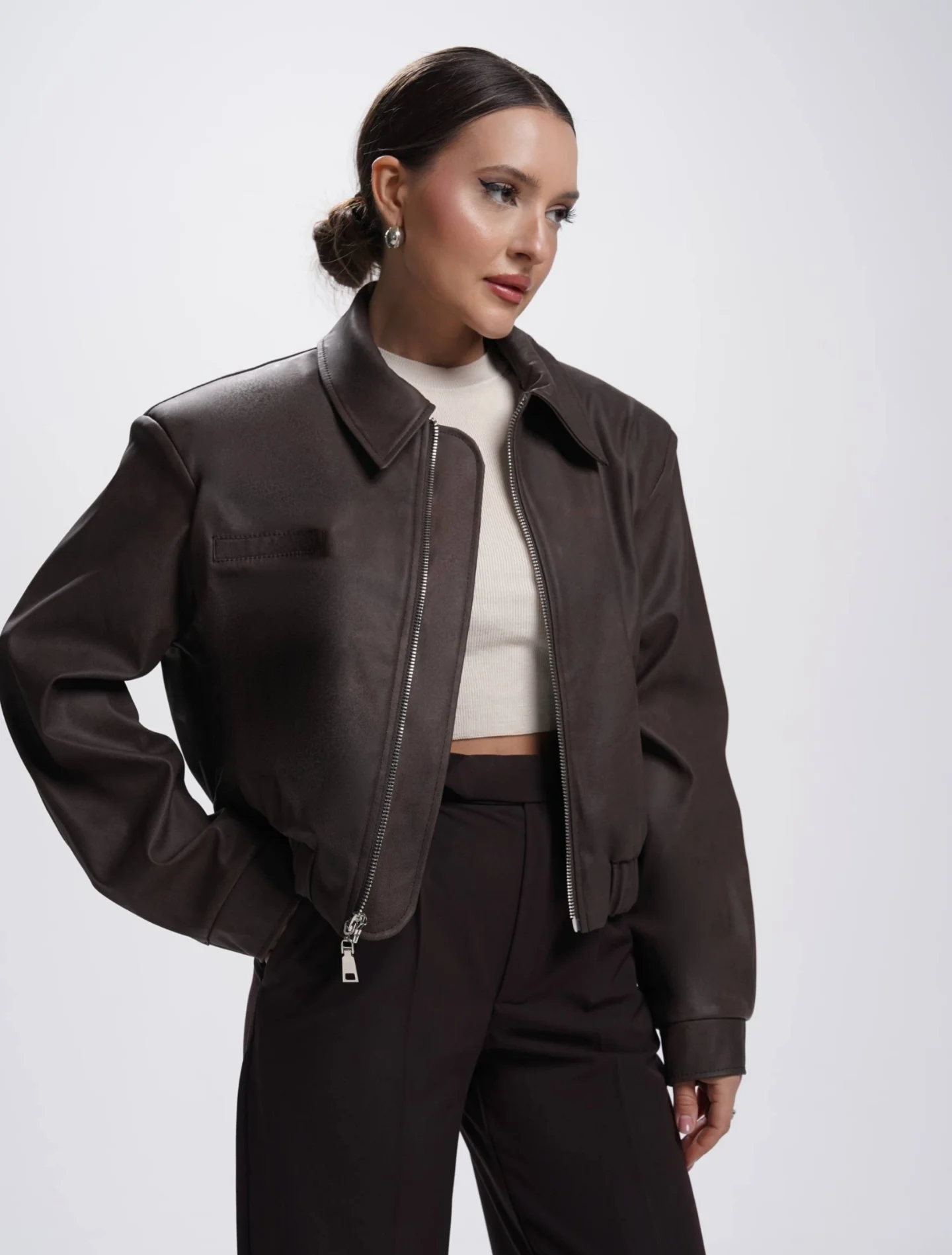 fall outfits biker jacket 2026 The Minimalist Brown Leather Bomber Look
