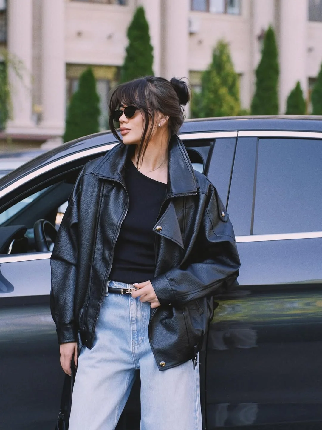 fall outfits biker jacket 2026 The Effortless Black Leather Uniform