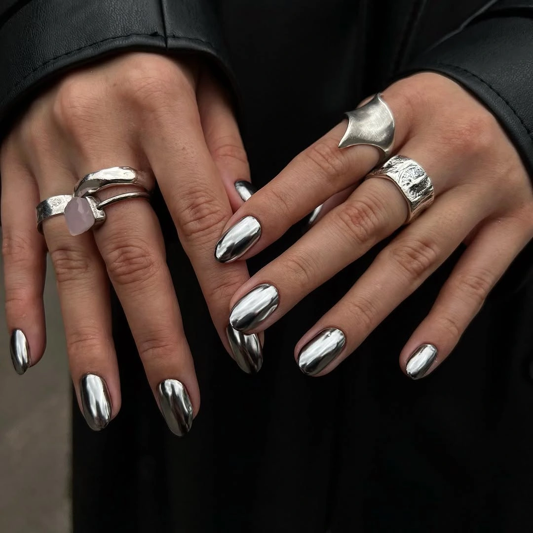 gorgeous fall manicure 2026 Mirror Chrome Nails With Modern Edge