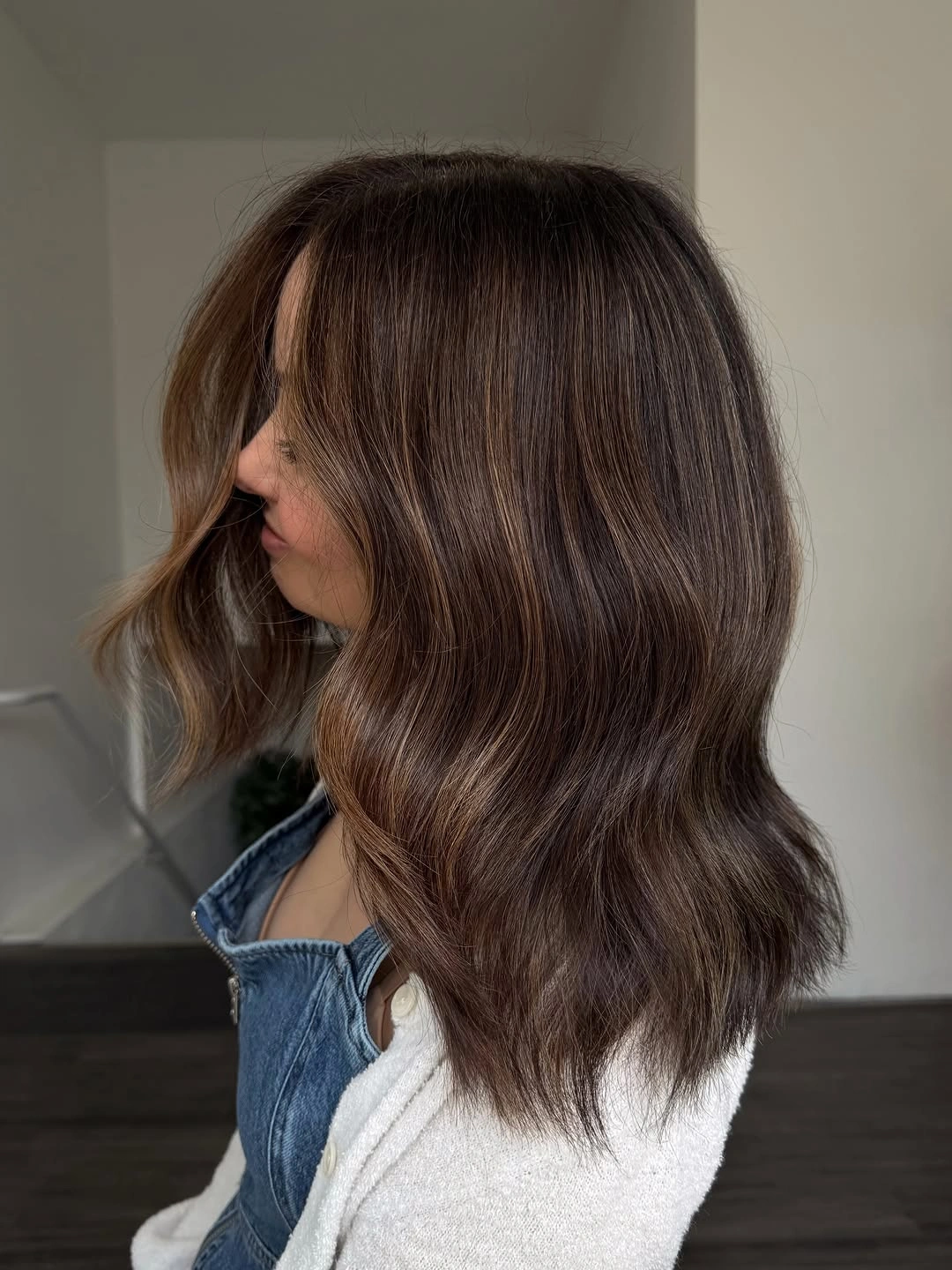natural dimensional brunette hair color Medium Length Cocoa Bob With Natural Dimension