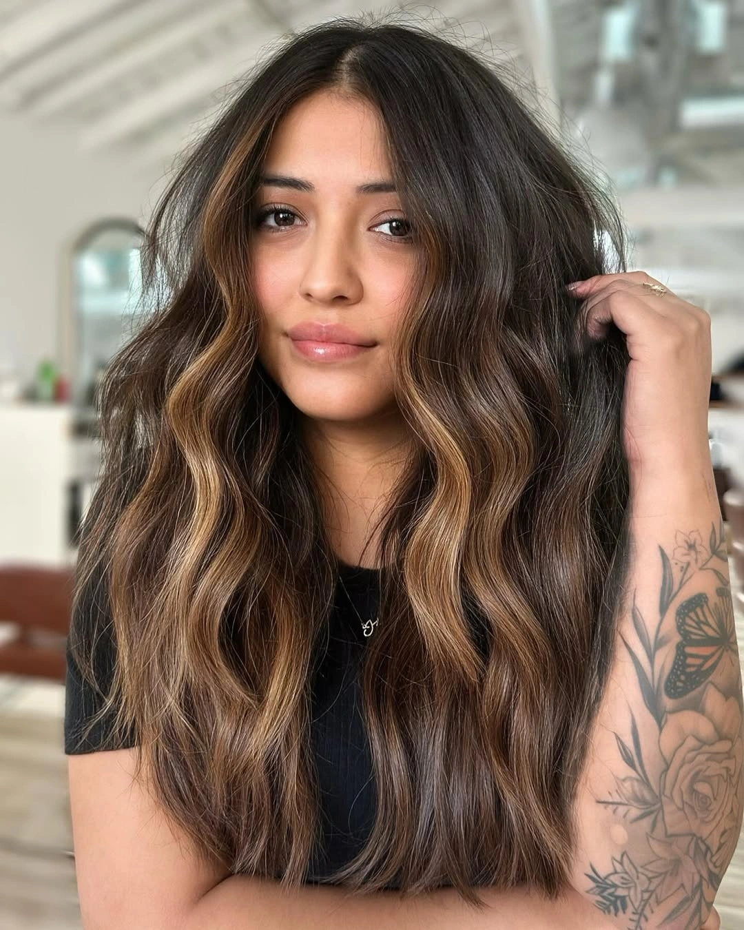 natural dimensional brunette hair color Dark Brunette With Bold Honey Dimension