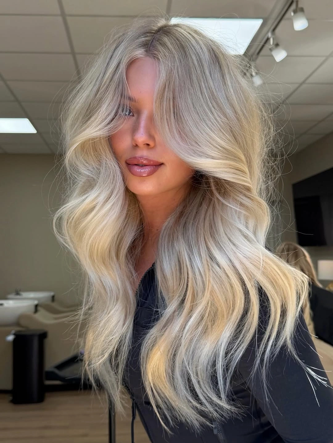 natural heatless curls hairstyle Cool Blonde Waves That Feel Weightless
