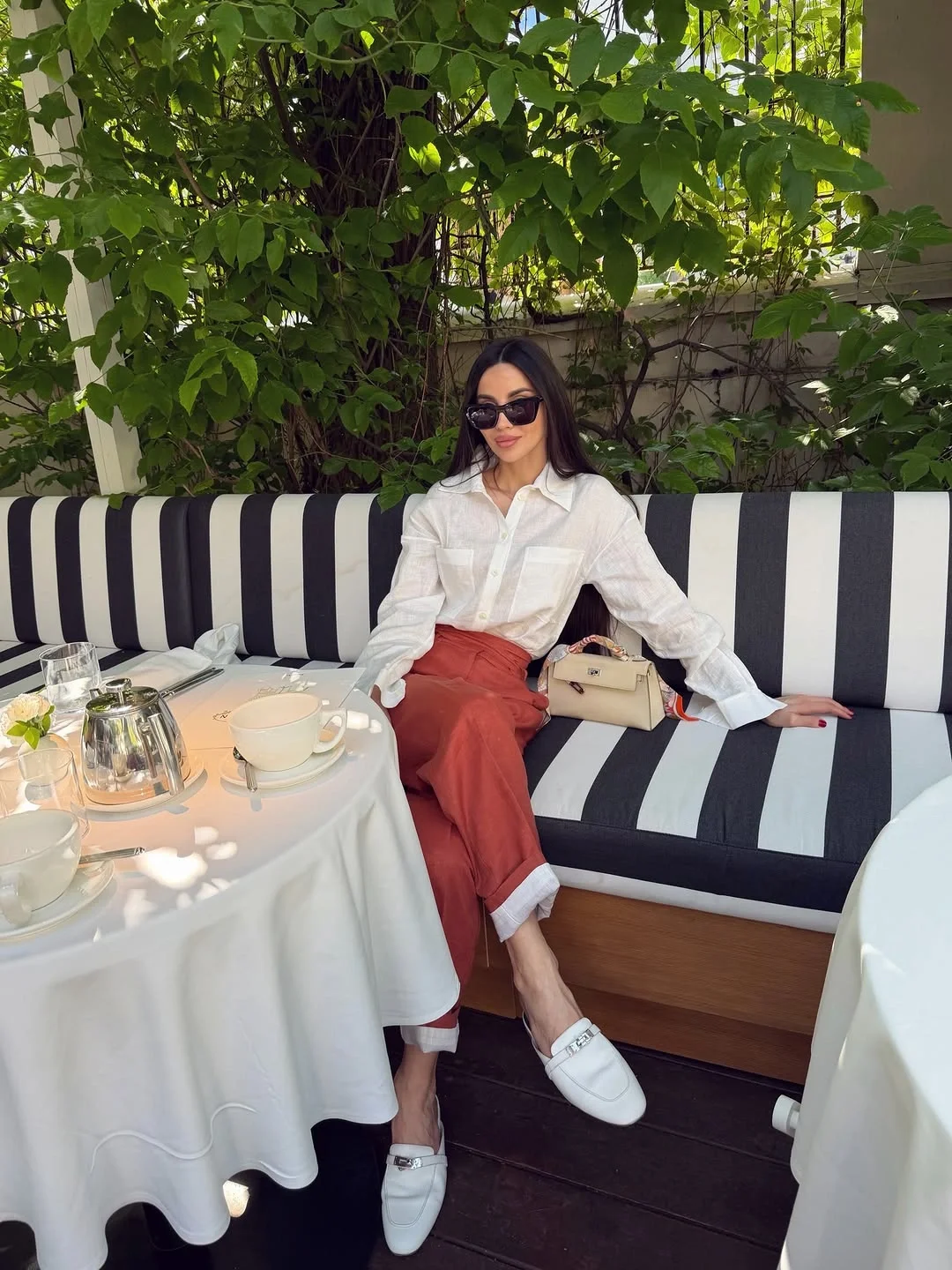 simple casual fall outfits 2026 Minimal Chic Brunch Dressing With Warm Autumn Tones