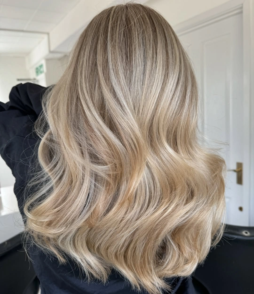 stunning beige blond hair color Dimensional Beige Blonde That Looks Naturally Sunlit